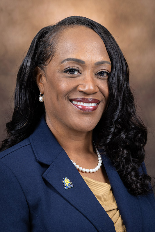 Catherine Edmonds headshot